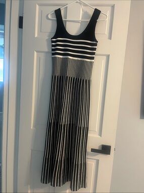 Brand New with tags! Black & White Striped Sleeveless Maxi Dress. Size Medium
